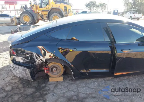 2023 Tesla Model S Plaid Tri Motor All-Wheel Drive z USA, uszkodzony, nr VIN 5YJSA1E60PF516394